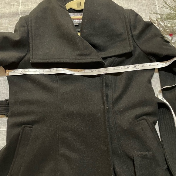 Krush Junior Asymmetrical Coat - Picture 4 of 7